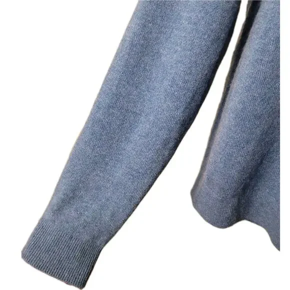 Garnet Hill Cashmere Blue Crew Neck Long Sleeve Sweater Size Small Quiet Luxury - Picture 4 of 10